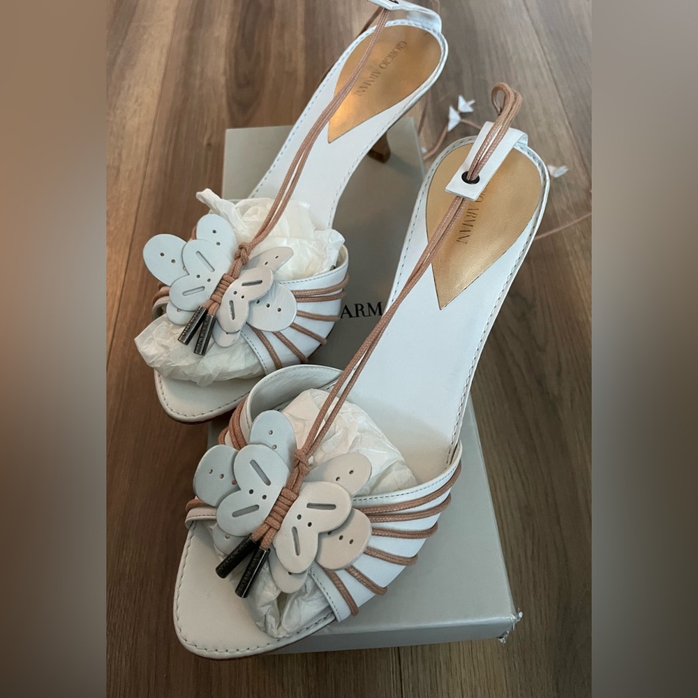 Giorgio Armani White Leather Butterfly Lace-Up Heels – EU 39